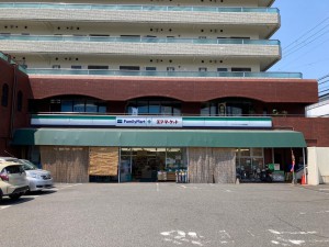 周辺 ファミリーマートエフ・マーケット大津南郷店
