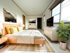 その他画像 2階9帖の洋室はベッドを置いても広々♪※家具はイメージです