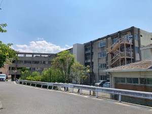 周辺 大津市立石山中学校