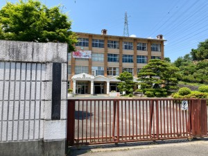 周辺 大津市立南郷中学校