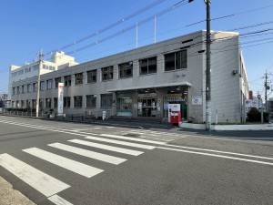 周辺 右京郵便局