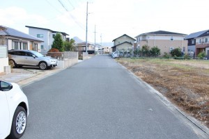外観 前面道路