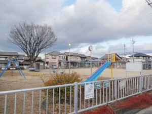周辺 サツキ公園(400m)