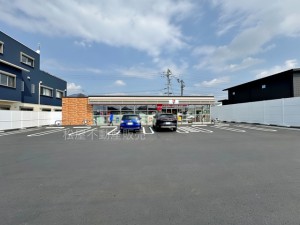周辺 セブンイレブン豊橋牟呂町店(430m)