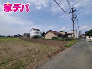 外観 東海道本線「西小坂井」駅まで徒歩8分で、通勤・通学にも便利な立地