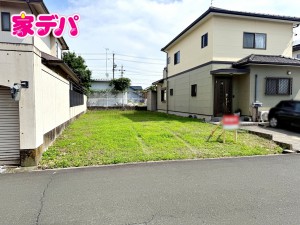 外観 知識豊富なスタッフが各種オプションや住宅ローンのご相談にご対応致します。