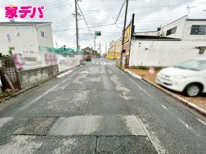 外観 前面道路:南側約6m幅