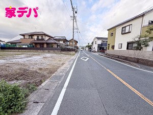 外観 前面道路:幅員約8.5m