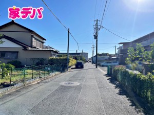 外観 前面道路が5mと広いので運転が苦手な方にも安心です