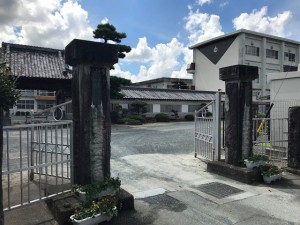 周辺 新城小学校(610m)