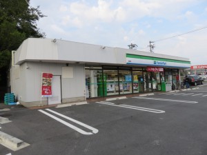 周辺 ファミリーマート豊橋大脇店(370m)