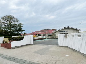 周辺 福江保育園(420m)