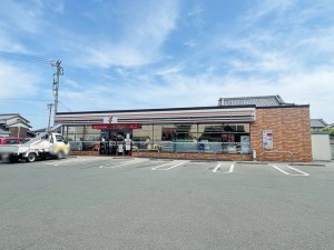 周辺 セブンイレブン田原福江町店(450m)