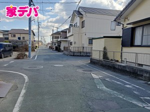 外観 静かな住宅街で、車の出入りもスムーズです。