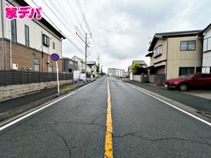 外観 前面道路:南側約11.5m幅