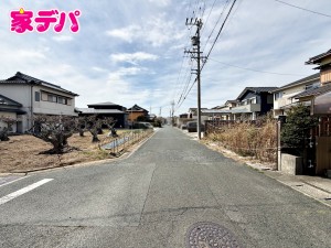 外観 前面道路が5mと広いので運転が苦手な方にも安心です