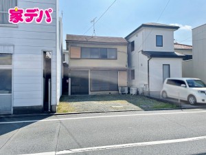 外観 国道1号線に出やすく車移動に便利な立地です