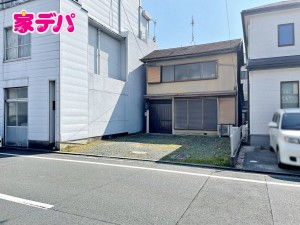 外観 落ち着いた住宅地で穏やかな住環境!
