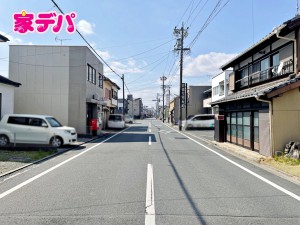 外観 静かな住宅街で、車の出入りもスムーズです。