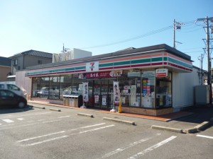 周辺 セブンイレブン蒲郡形原町店(400m)