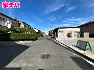 外観 静かな住宅街で、車の出入りもスムーズです。