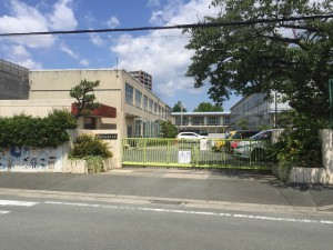 周辺 松葉小学校(720m)