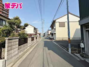 外観 静かな住宅街で、車の出入りもスムーズです。