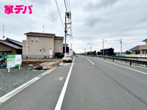 外観 静かな住宅街で、車の出入りもスムーズです。