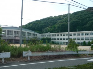 周辺 御津中学校(1550m)
