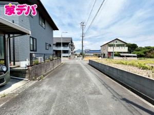外観 静かな住宅街で、車の出入りもスムーズです。