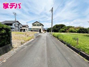 外観 前面道路:東側約5m幅