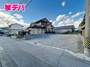 外観 ベイシアやクラスポが近く、毎日のお買物に便利な住環境です