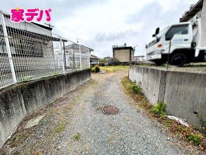 外観 前面道路