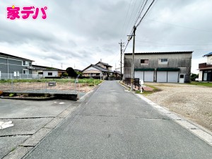 外観 前面道路:北西公道4.5m幅