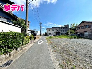 外観 前面道路:東側約2.9m幅