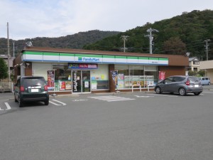 周辺 ファミリーマート豊橋多米西町店(510m)