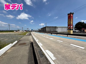 外観 車通りの多い国道1号線沿いに位置し、事業用地としてもおすすめの立地です!