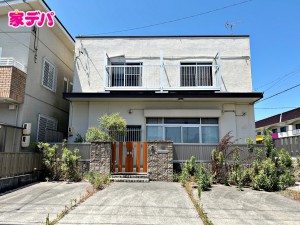 外観 地域に密着した不動産会社として、お客様のニーズに合わせた住まい探しを、経験豊富なスタッフが丁寧にサポートいたします。住まいに関することはお気軽にご相談ください!