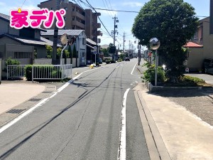 外観 前面道路:南側約4m幅