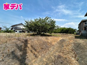 外観 現地や周辺環境もあわせてご確認いただけます。現地ご案内いたします。お気軽にお問い合わせください。実際の陽当たりや前面道路、周辺の環境などもぜひ現地でご確認ください。スタッフが丁寧にご案内いたします。