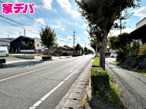 外観 前面道路:北側約16m幅。