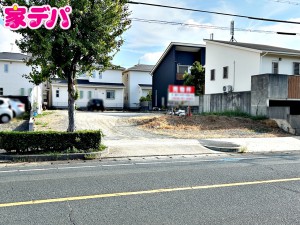 外観 地域に密着した不動産会社として、お客様のニーズに合わせた住まい探しを、経験豊富なスタッフが丁寧にサポートいたします。住まいに関することはお気軽にご相談ください!