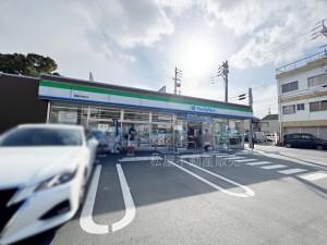 周辺 ファミリーマート 豊橋呉服町店(360m)