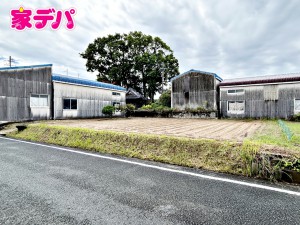 外観 地域に密着した不動産会社として、お客様のニーズに合わせた住まい探しを、経験豊富なスタッフが丁寧にサポートいたします。住まいに関することはお気軽にご相談ください!