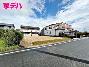 外観 気になる点がございましたらお気軽にお問い合わせ・ご相談ください。物件の特徴や周辺環境なども含め、お客様の住まい探しを丁寧にお手伝いいたします。