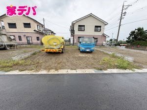 外観 現地や周辺環境もあわせてご確認いただけます。現地ご案内いたします。お気軽にお問い合わせください。実際の陽当たりや前面道路、周辺の環境などもぜひ現地でご確認ください。スタッフが丁寧にご案内いたします。
