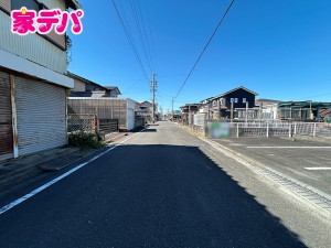 外観 前面道路:北東側約6m幅