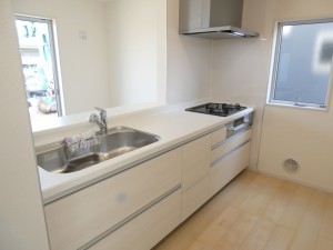 キッチン 【施工例】小さなお子様にも目が届く、使い勝手の良い対面キッチンで楽しくお料理ができます!