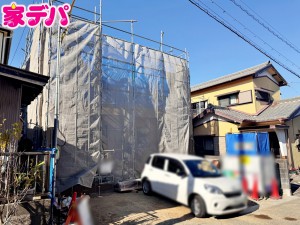 外観 【1号棟】上棟しました! ・長期優良住宅 ・4LDK ・LDK16.75帖、隣接洋室3.88帖 ・全居室収納完備 ・2階全室WIC完備 ・パントリー ・リビング階段