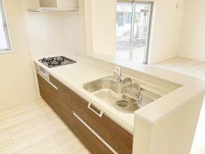 キッチン 【施工例】小さなお子様にも目が届く、使い勝手の良い対面キッチンで楽しくお料理ができます!